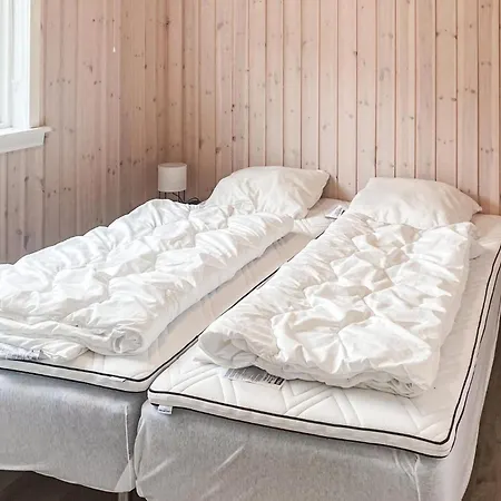 4 Bedroom Amazing In Semesterbostad Skjern