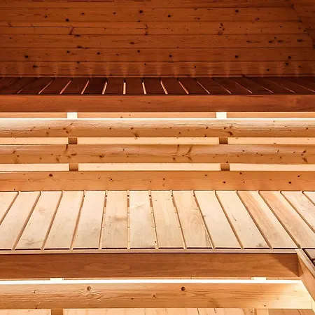 4 Bedroom Amazing In *