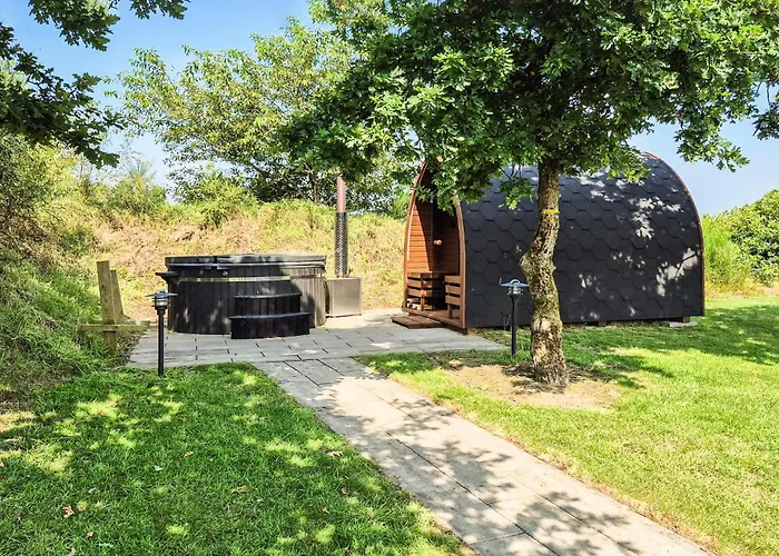 4 Bedroom Amazing In Skjern